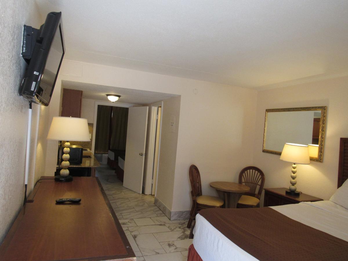 Sea Banks Motor Inn Myrtle Beach Bagian luar foto