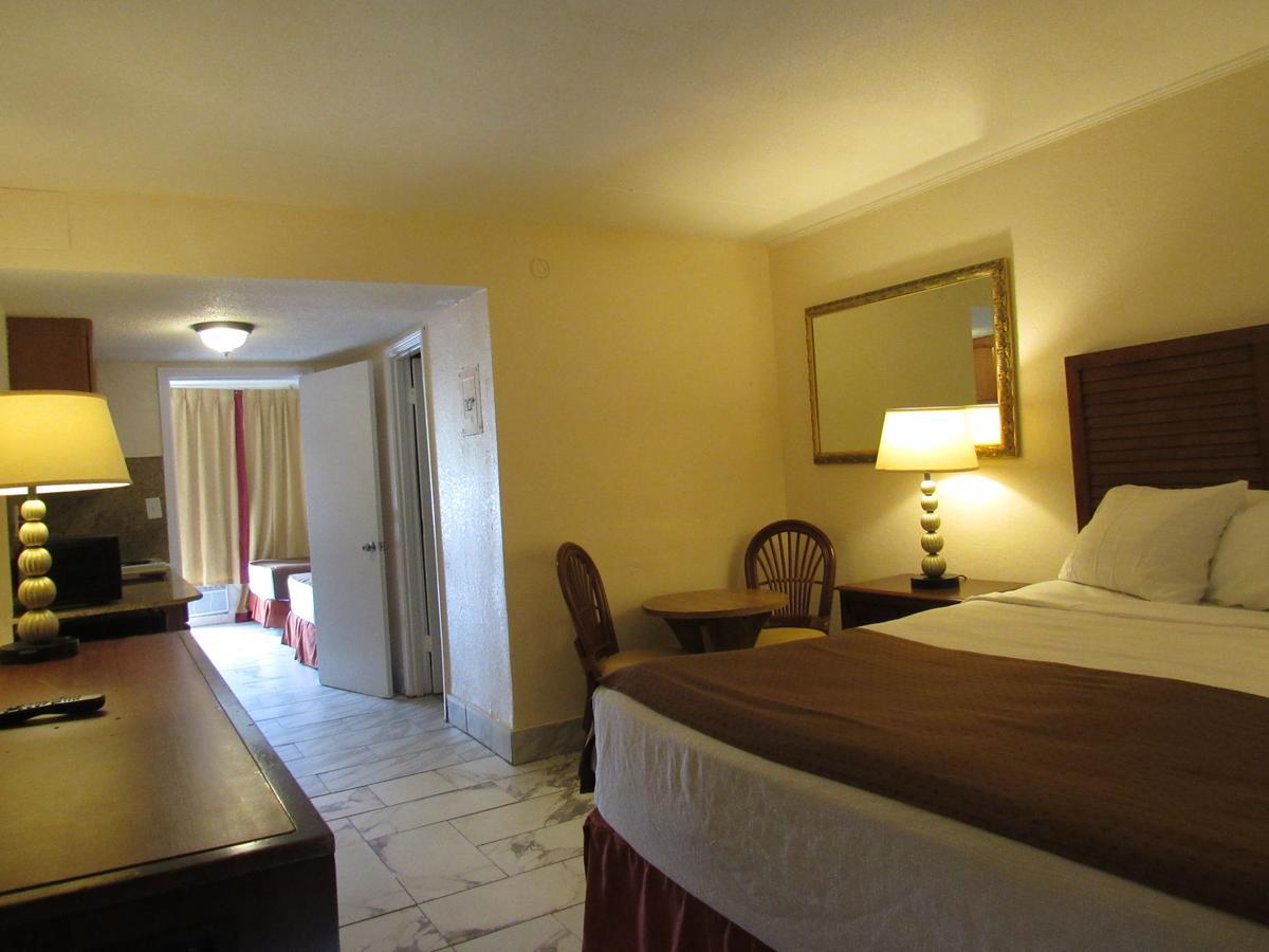 Sea Banks Motor Inn Myrtle Beach Bagian luar foto